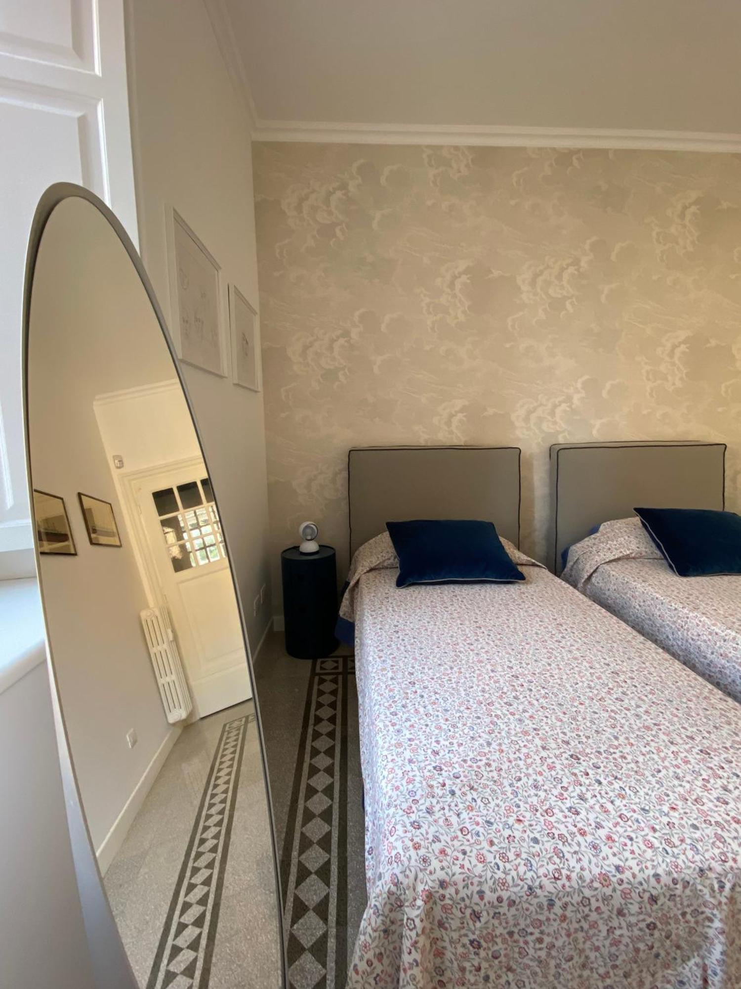 Timeless Elegance Near Vatican Apartment